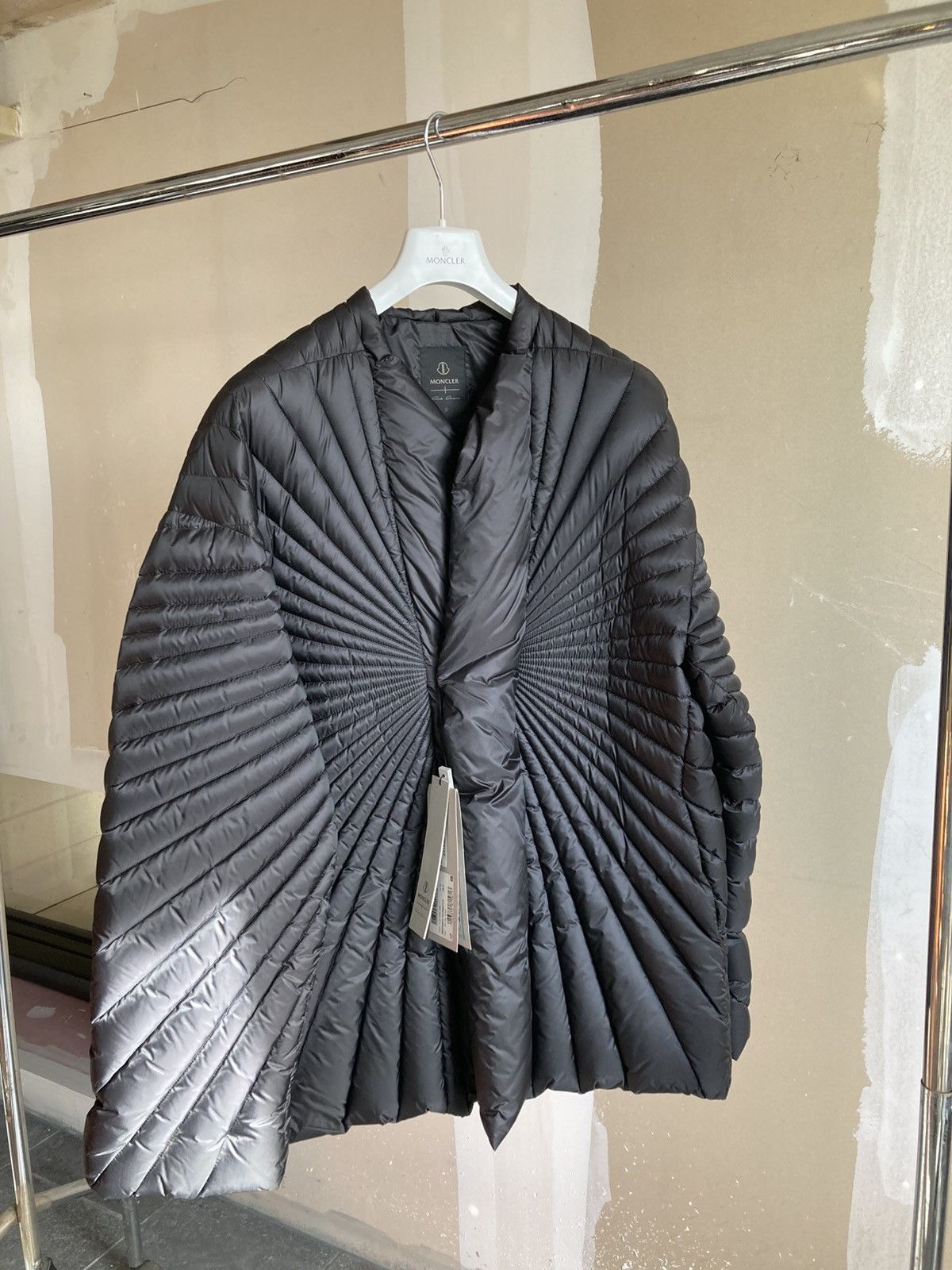Moncler × Rick Owens BRAND NEW With Tags/ Rick Owens & Moncler Duvet Size US M / EU 48-50 / 2 - 1 Thumbnail