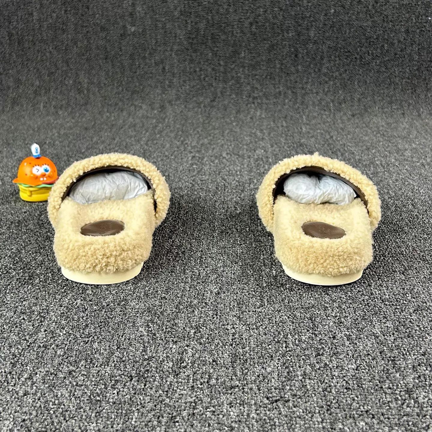 Gucci TNF x Gucci Plush Slippers Women's 37 New Size US 6.5 / IT 36.5 - 5 Thumbnail