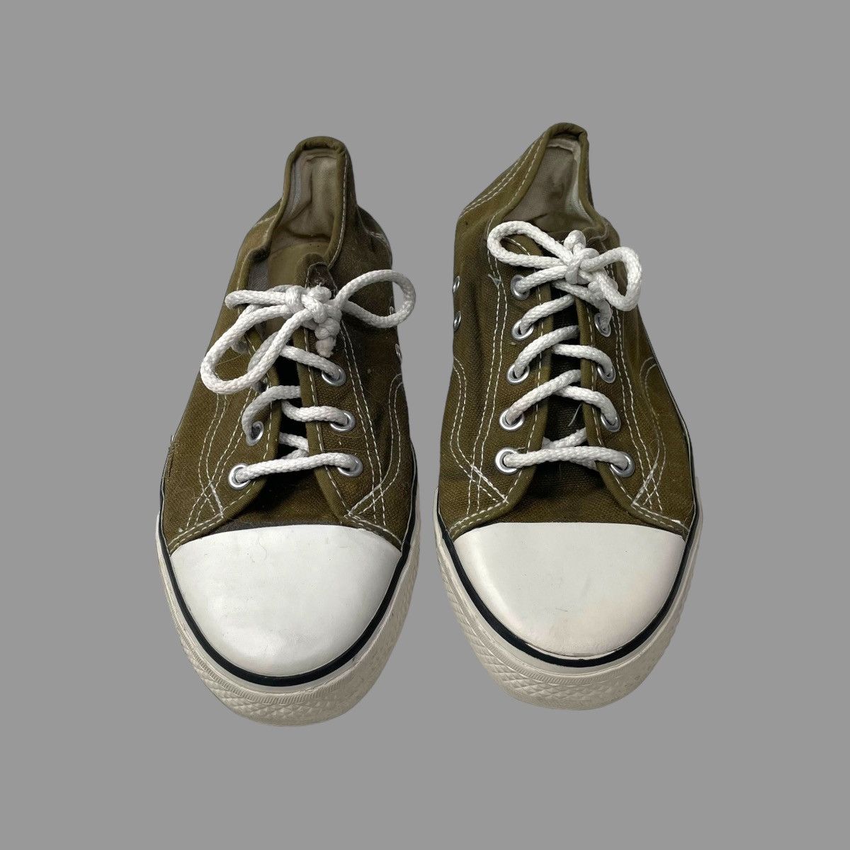 Vintage Vintage 1980s military sneakers Size US 7 / EU 40 - 1 Thumbnail