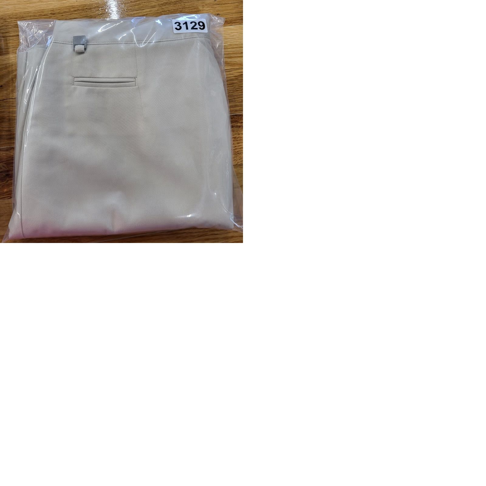 Cutter & Buck Cutter Buck Women's Skort Skirt Size 6 Beige DryTec Tennis Pickleball Walking Skort Beige Drytec Size 28" / US 6 / IT 42 - 10 Thumbnail