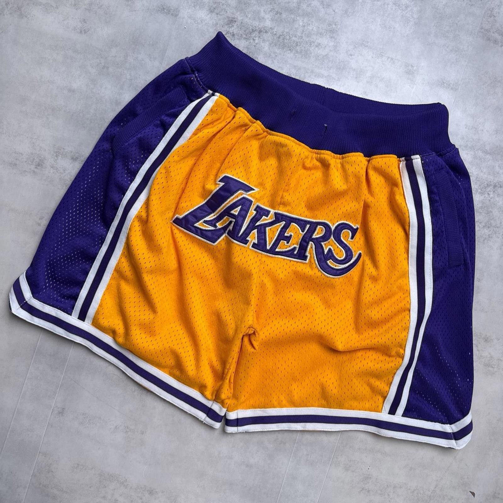 NBA Y2K Phoenix Suns Lakers Yellow Shorts Size US 36 / EU 52 - 4 Thumbnail