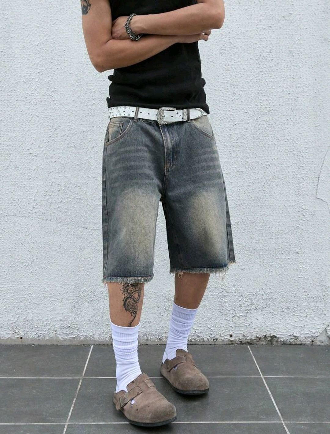 Distressed Faded Frayed Streetwear Y2K Jorts