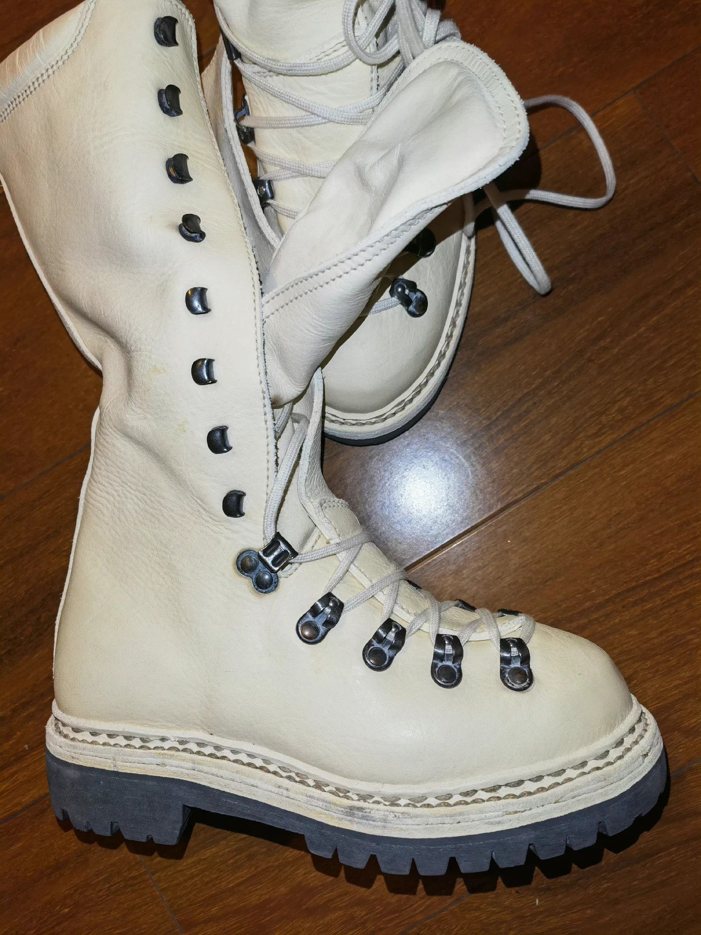 Guidi Guidi white high-top hiking boots, Size US 6 / IT 36 - 4 Thumbnail