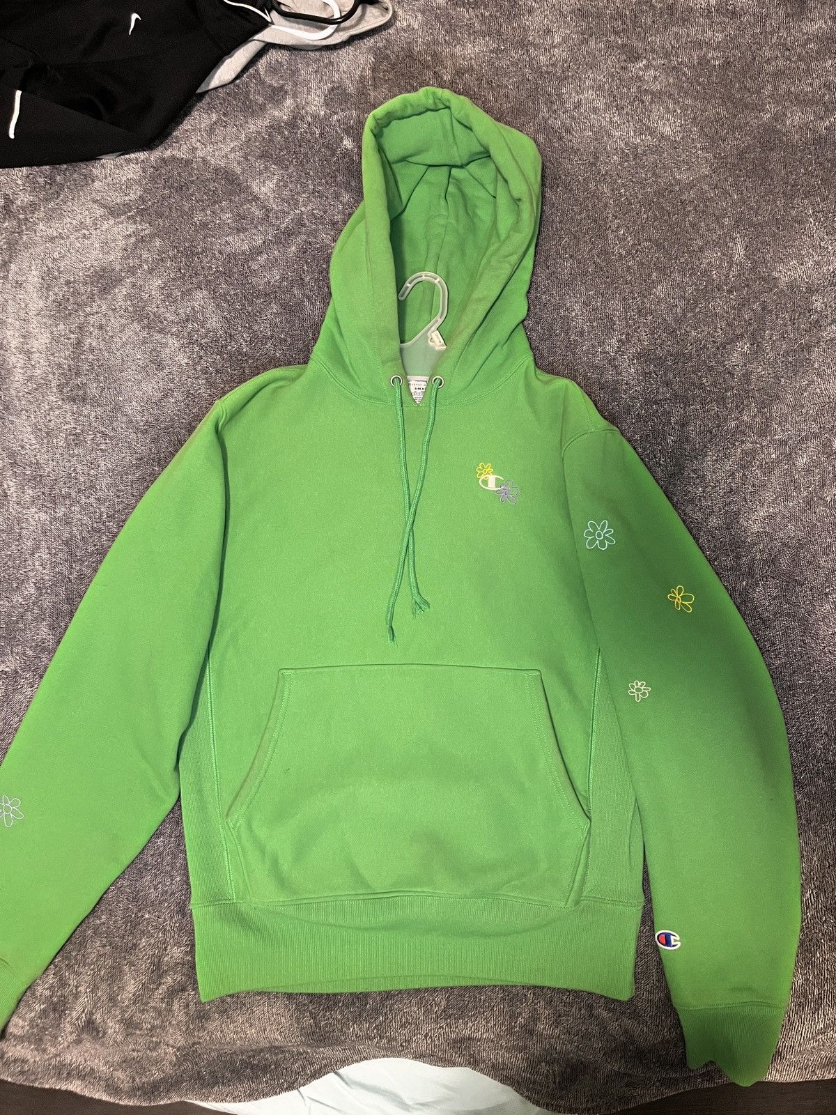 Champion Champion Reverse Weave Green Floral Embroidered Hoodie Size US S / EU 44-46 / 1 - 1 Thumbnail