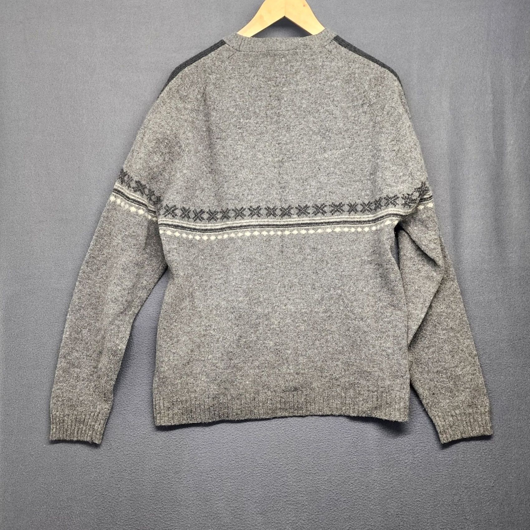 Old Navy VINTAGE Old Navy Sweater Mens XL Grey 100% Lambswool Fair Isle Nordic 90s Y2K Size US XL / EU 56 / 4 - 2 Thumbnail