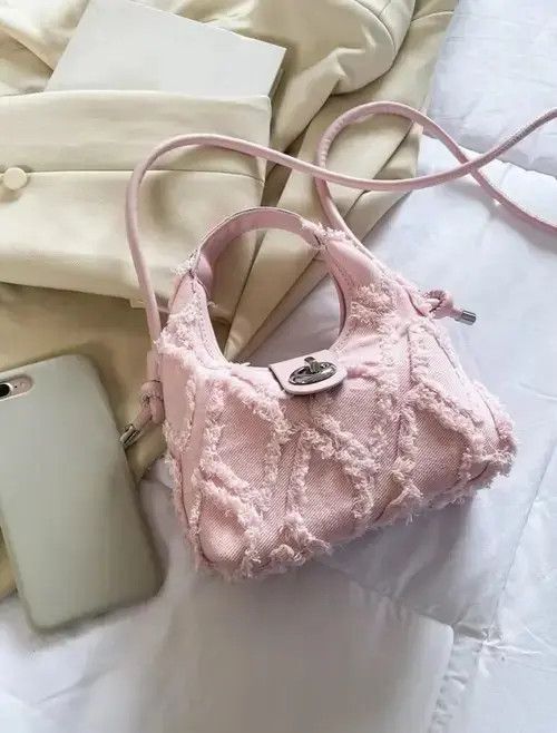 Japanese Brand × Vintage Frail Detailed Fuzzy Hobo Bag Size ONE SIZE - 1 Thumbnail