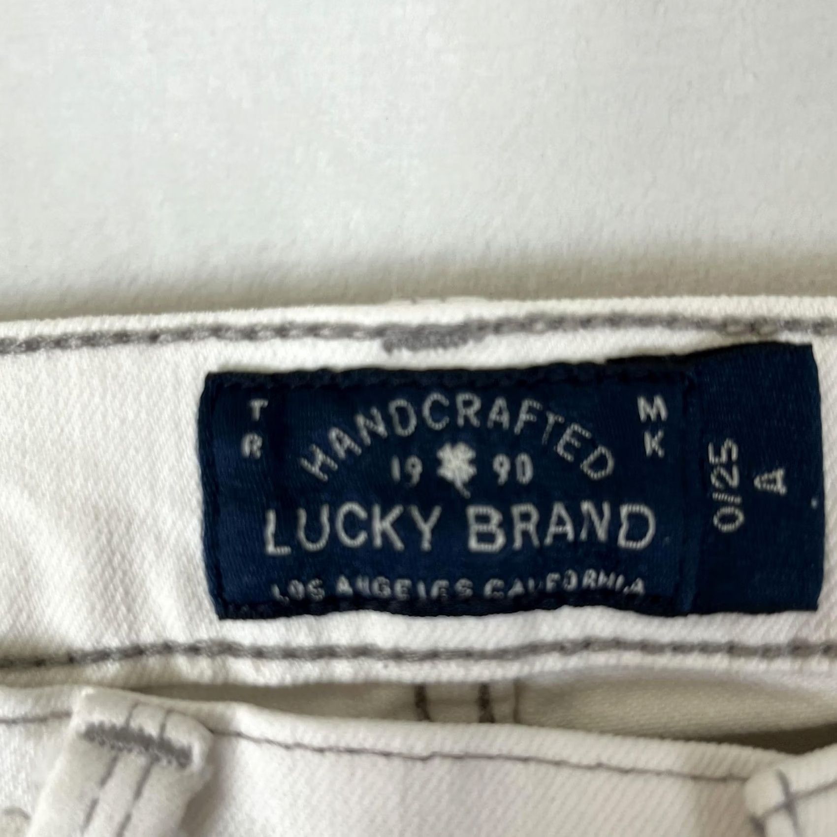 Lucky Brand Lucky Brand Bridgette Skinny Jeans Womens 0/25 White Distressed Denim Frayed Hem Jeans Shirt? Size 25" / US 0 / IT 36 - 3 Thumbnail