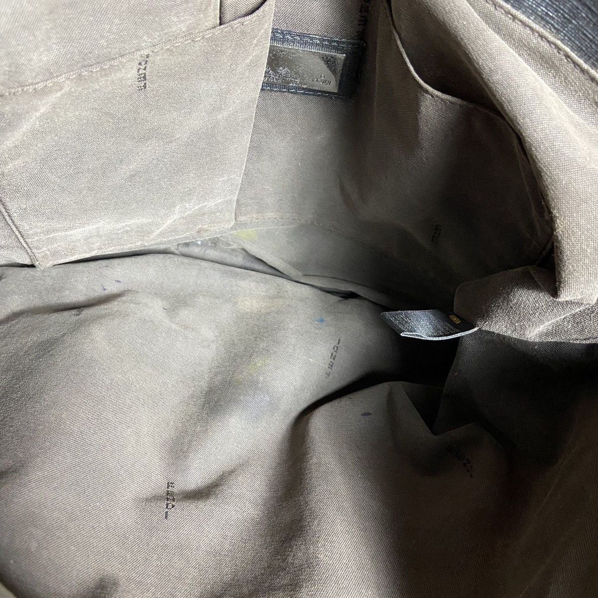 Fendi Fendi Dark Monogram Leather Messenger Bag / Crossbody Size ONE SIZE - 11 Thumbnail