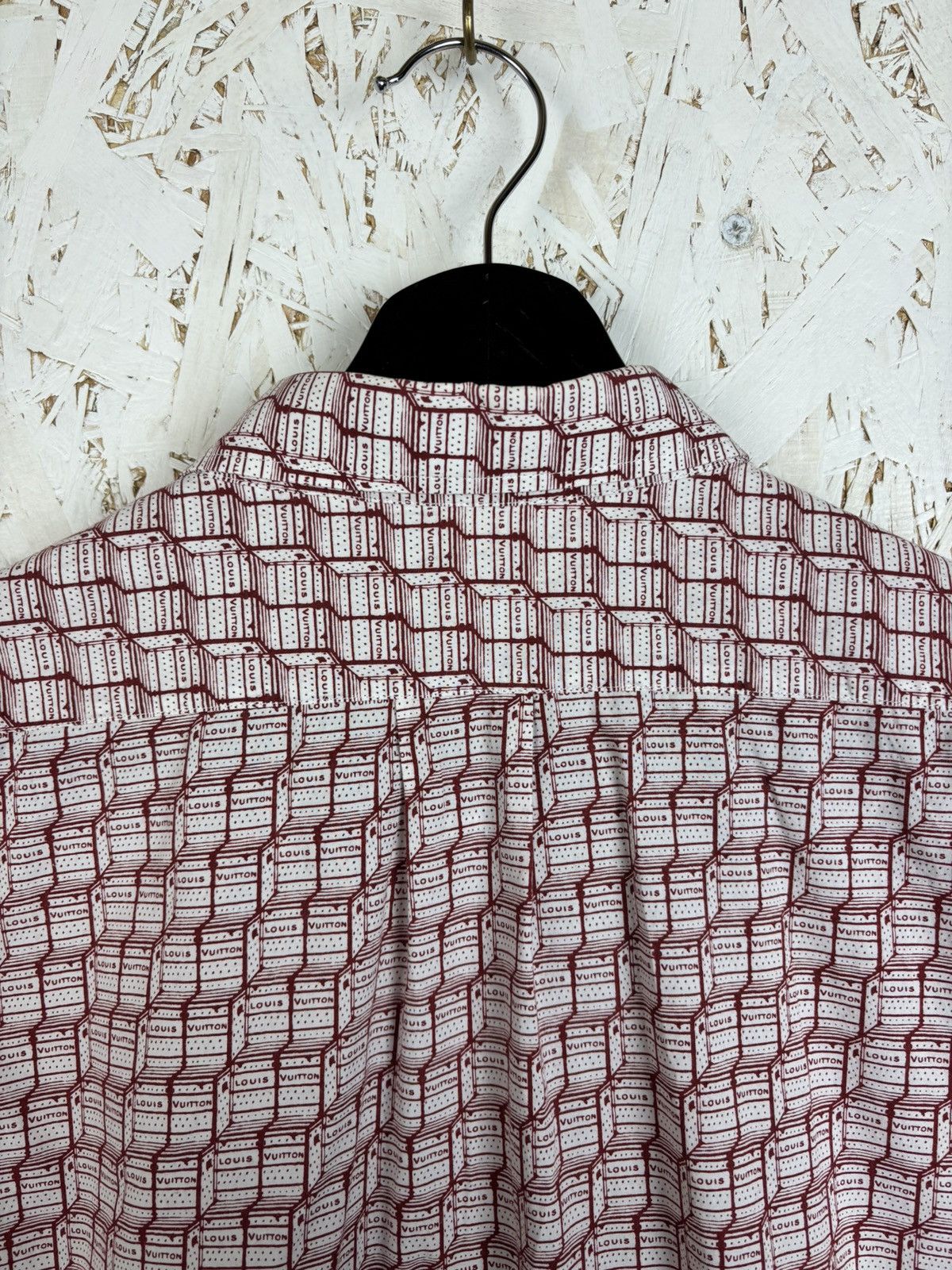 Louis Vuitton Louis Vuitton Allover Print Button Up Short Sleeve Shirt Size US XL / EU 56 / 4 - 6 Thumbnail