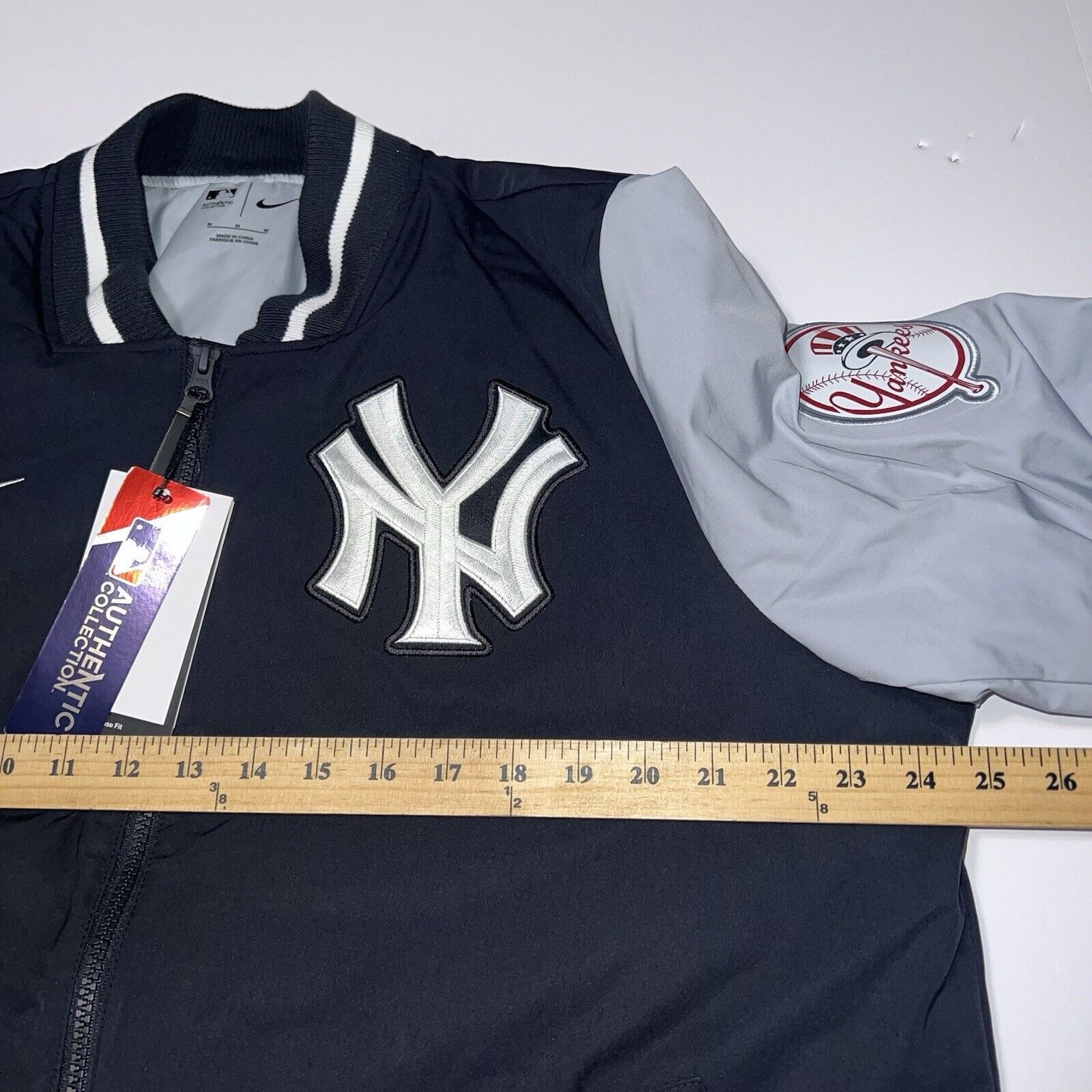 Nike New Nike New York Yankees NY Dugout Jacket Parka Men Medium Size US M / EU 48-50 / 2 - 15 Thumbnail
