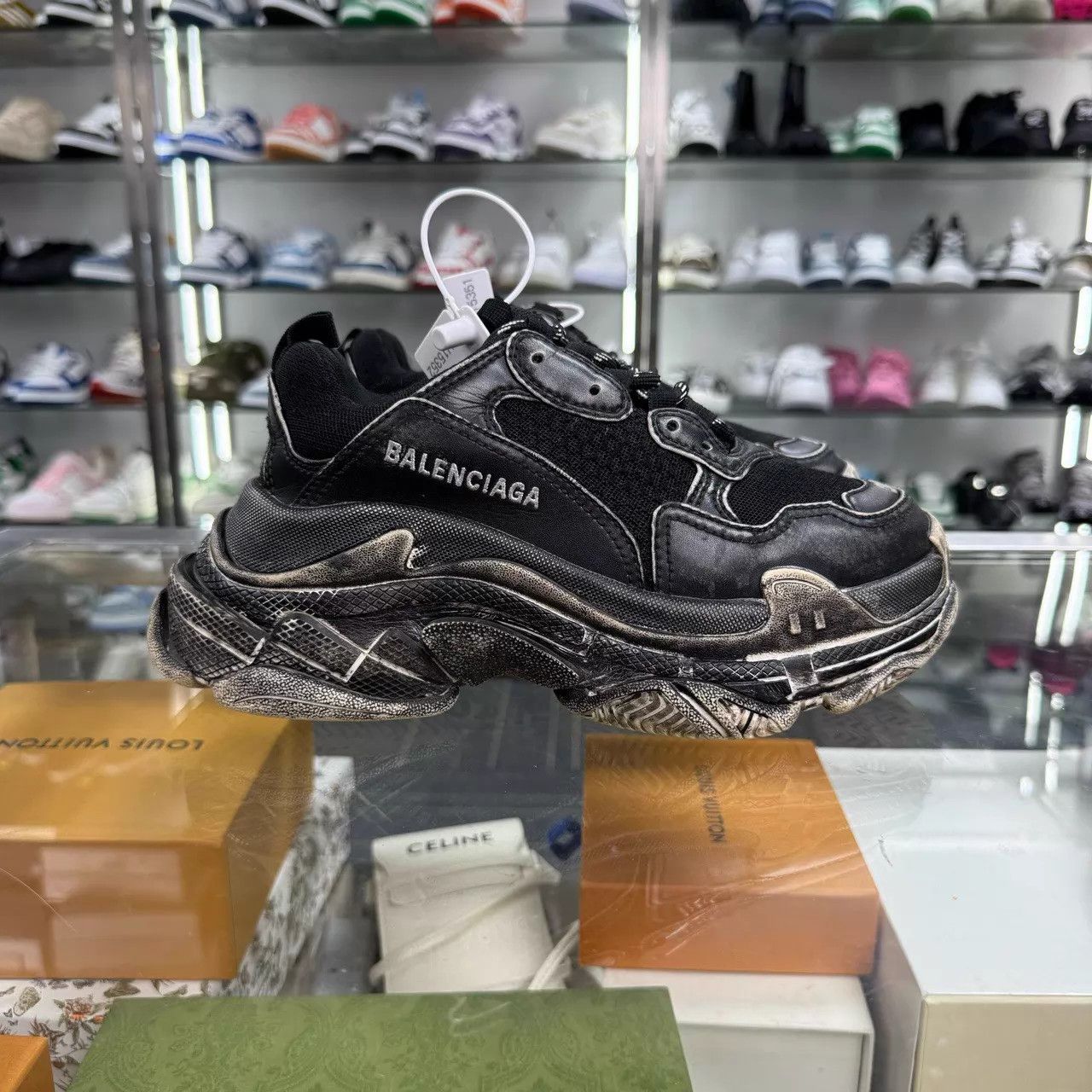 Balenciaga Balenciaga TRIPLES Distressed Black 35 Women's Size US 4.5 / IT 34.5 - 2 Thumbnail