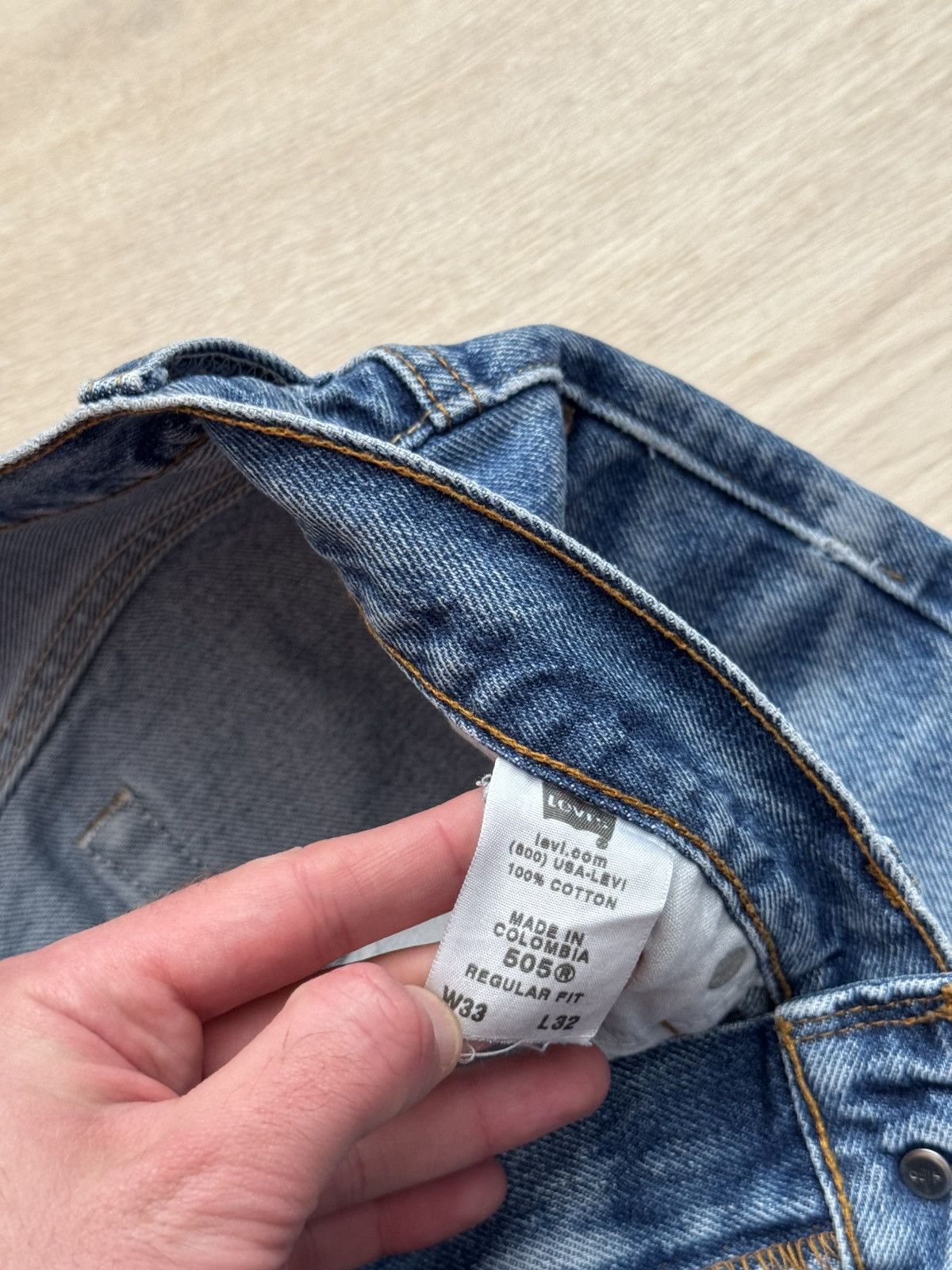 Levi's Vintage 00’s Levi’s 505 Distressed Blue Denim Jeans Pants Size US 33 - 9 Thumbnail