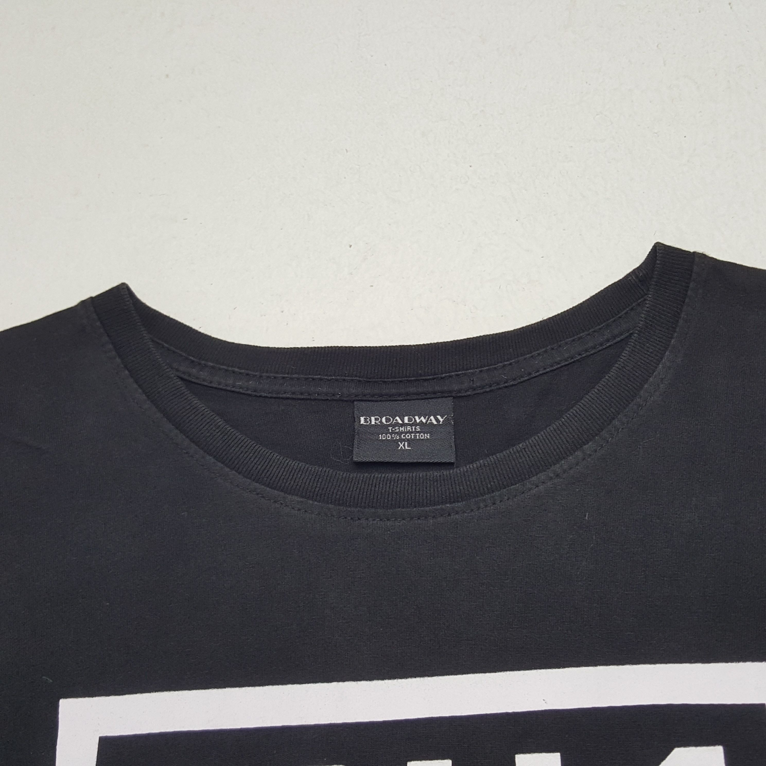 Band Tees Vintage Nine Inch Nails Rock Band Tshirt C219N60 Size US XXL / EU 58 / 5 - 4 Thumbnail