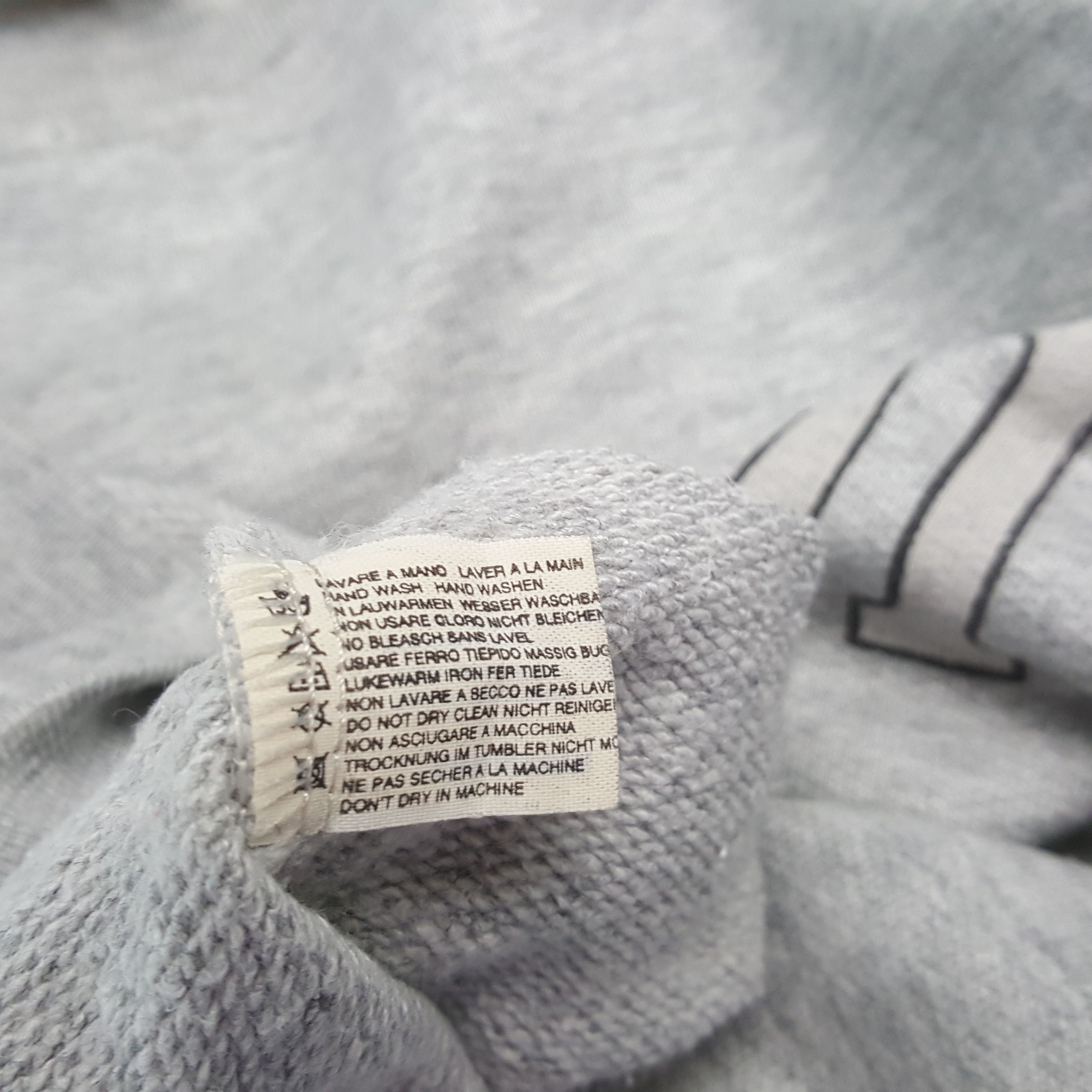 Trussardi × Vintage Trussardi Center Logo Spellout Design Sweatshirt Size US L / EU 52-54 / 3 - 12 Thumbnail