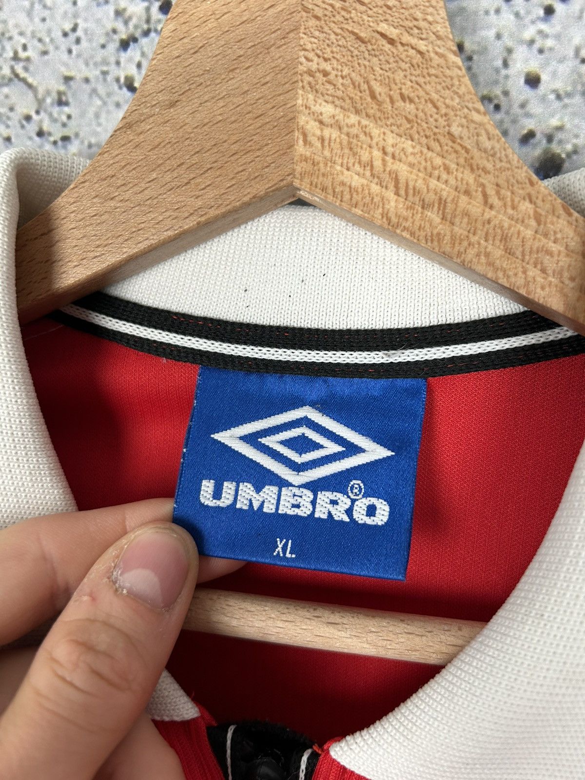 Vintage Vintage Manchester United 1999 Rare Soccer Jersey Umbro 90s Size US XL / EU 56 / 4 - 5 Thumbnail