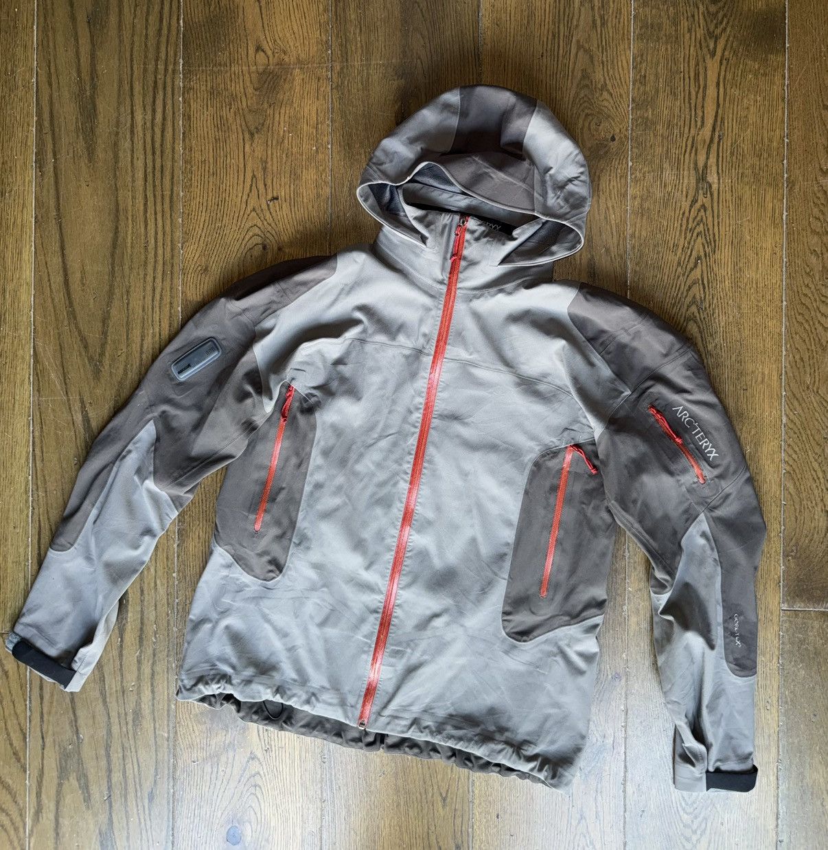 Arc'teryx Vintage Arcteryx stingray Gore-tex 2006 Size US XL / EU 56 / 4 - 1 Thumbnail