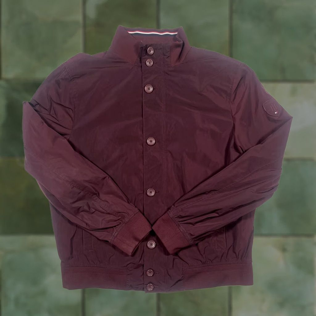 Tommy Hilfiger Tommy Hilfiger Jacket Mens Large Windbreaker Button Up Nylon Crest Patch Red Burgundy Size US L / EU 52-54 / 3 - 1 Thumbnail