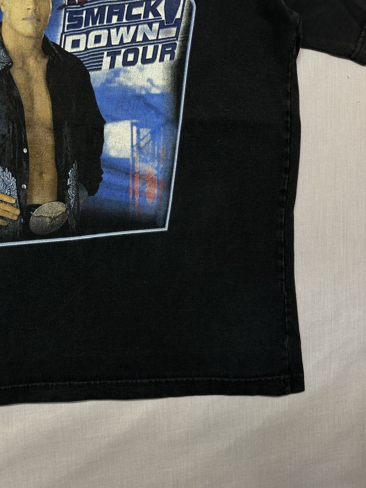 WWF vintage 2002 World Wrestling Federation (WWF)Rock SmackDown. Size US S / EU 44-46 / 1 - 7 Thumbnail