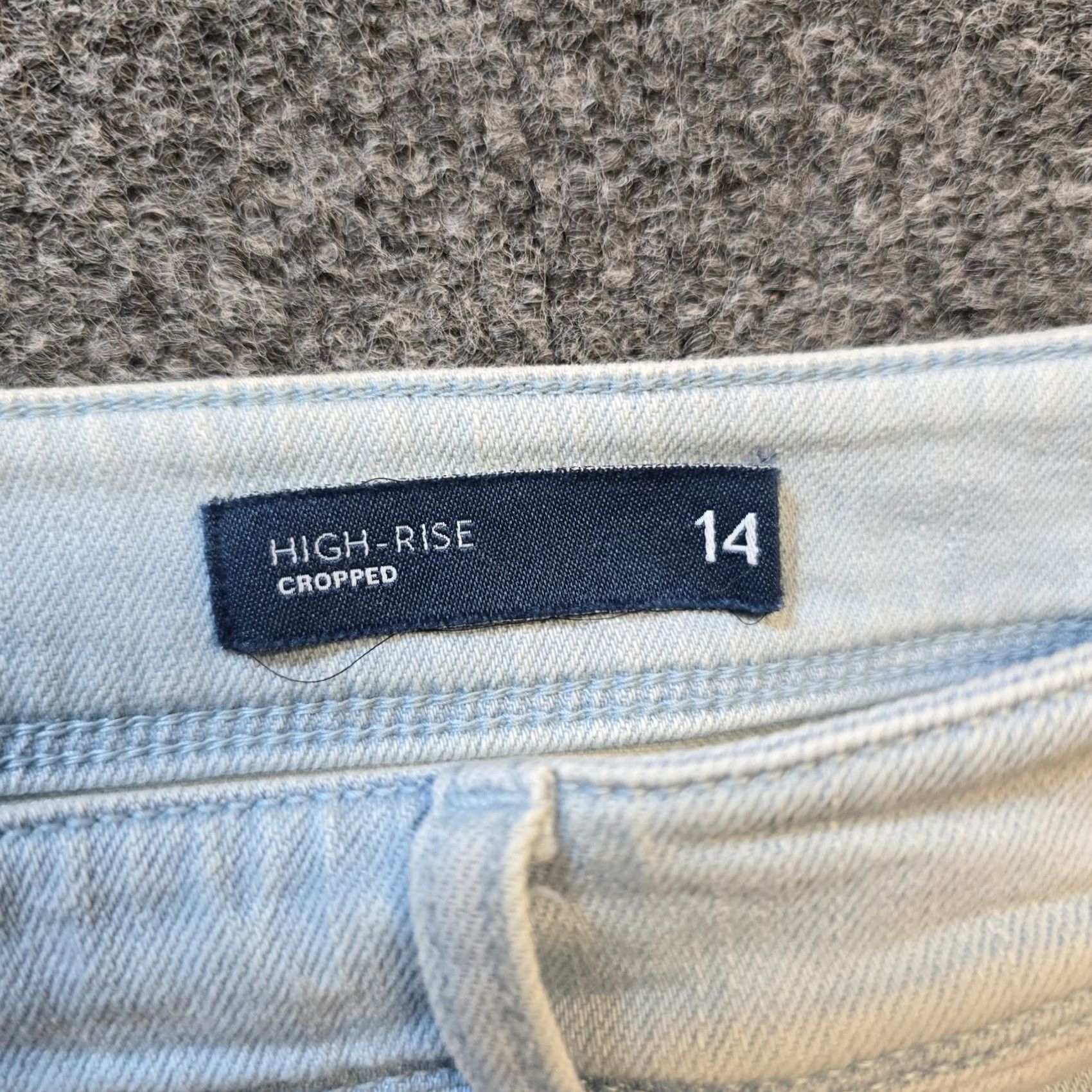 J. Jill J. Jill Jeans Womens 14 Blue Denim High Rise Cropped Straight Leg Cuffed Casual Shirt (No, this line needs only rearranged title, not added text) Size 36" / US 14 / IT 50 - 5 Thumbnail