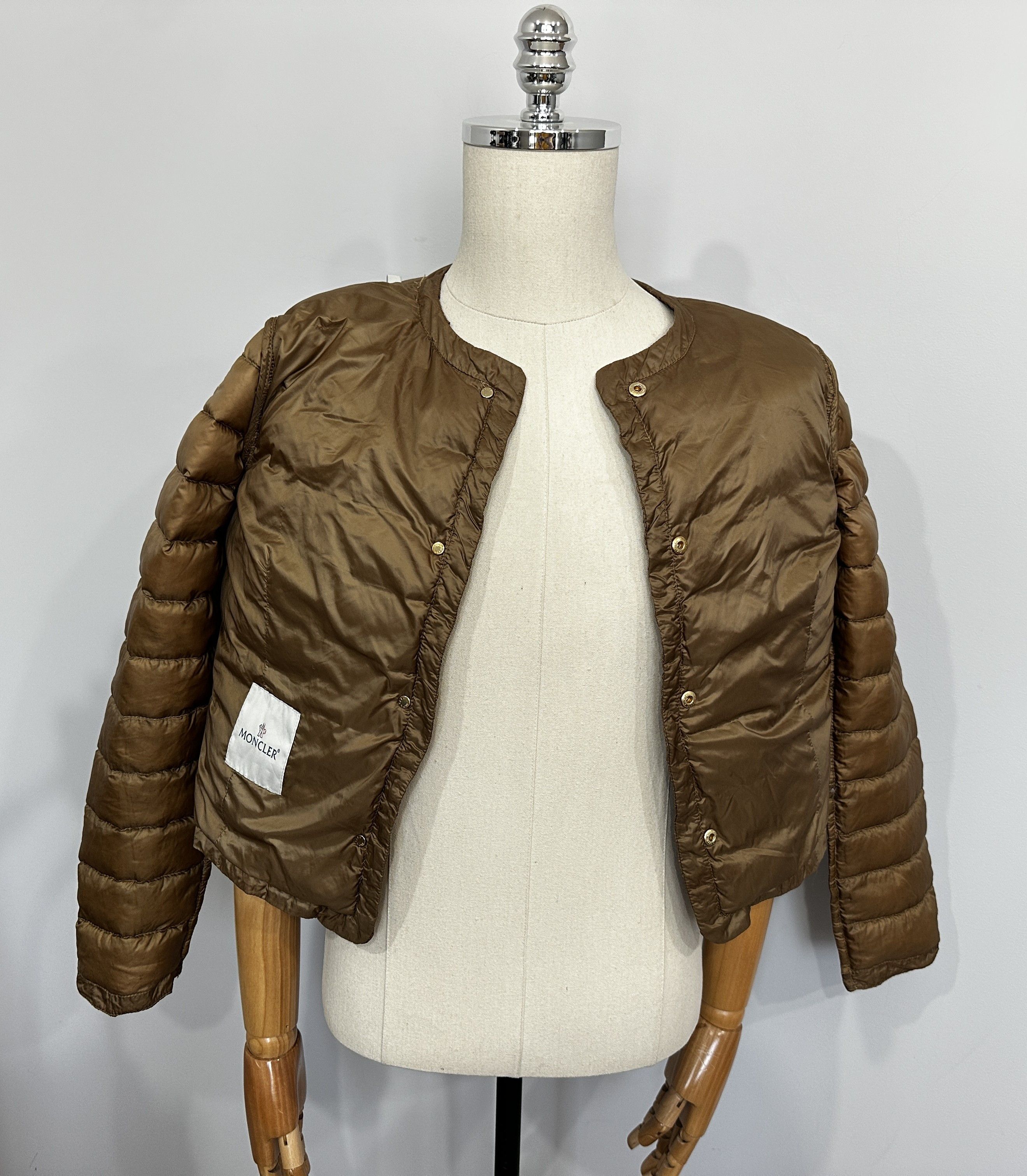Moncler MONCLER Eden Light Down Jacket Size2 XS-S Beige Luxury Brand Size S / US 4 / IT 40 - 11 Thumbnail