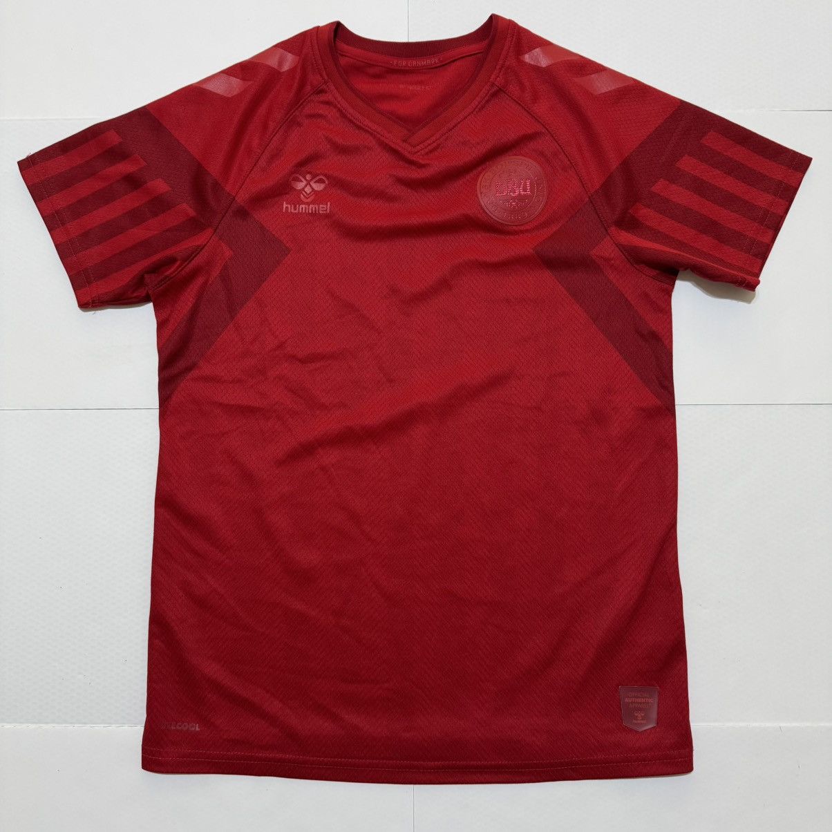 Hummel Hummel Denmark National Team 2022/23 Football Soccer Jersey Size US XS / EU 42 / 0 - 1 Thumbnail