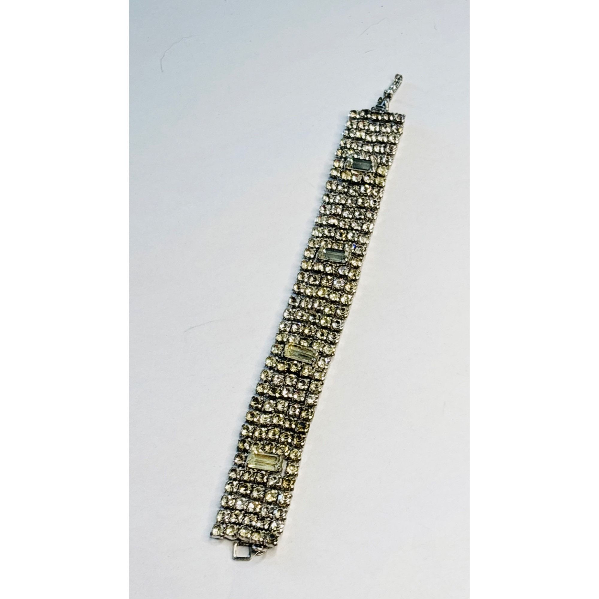 Other Vintage Silver-Tone Rhinestone Bracelet With Rectangular Acc Size ONE SIZE - 3 Thumbnail