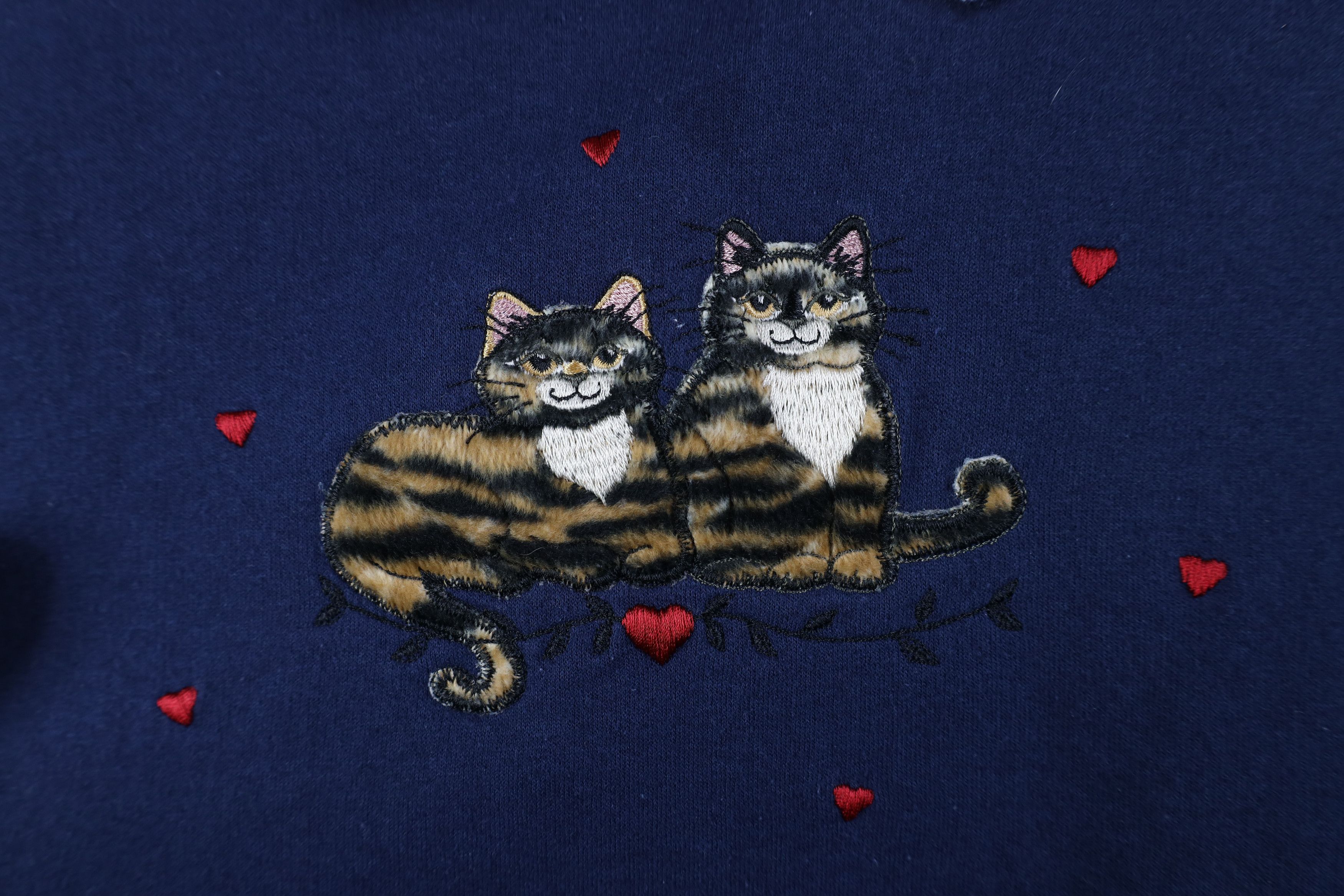 Vintage Vintage 90s Streetwear Heart Cat Kitten Collared Sweatshirt Size S / US 4 / IT 40 - 4 Thumbnail