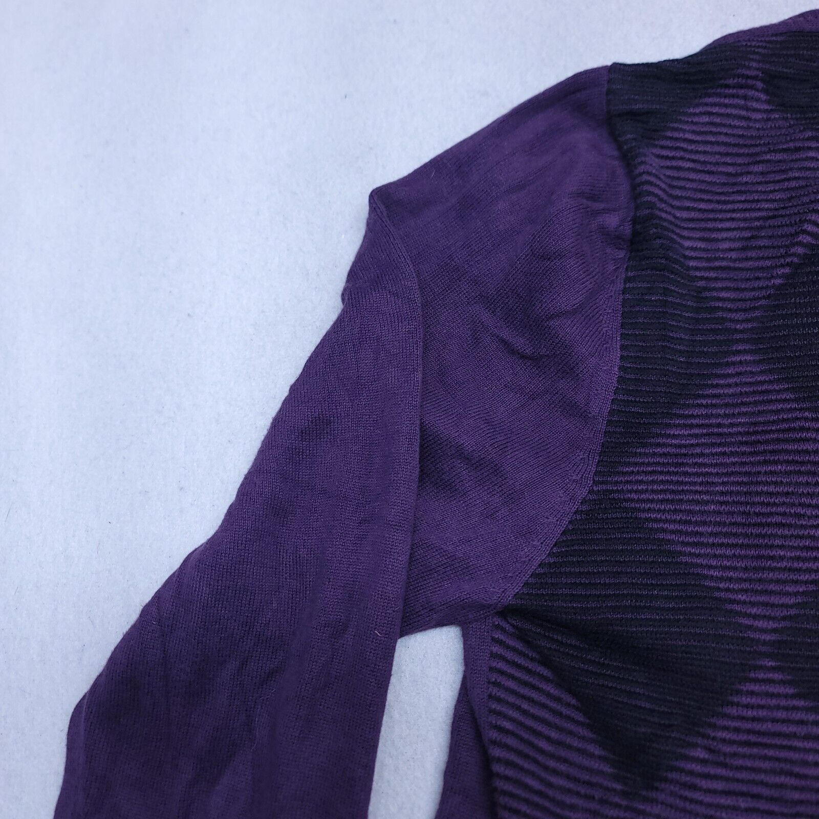 Guess G by Guess Pullover Sweater Mens Size Medium M Purple Black Size US M / EU 48-50 / 2 - 4 Thumbnail
