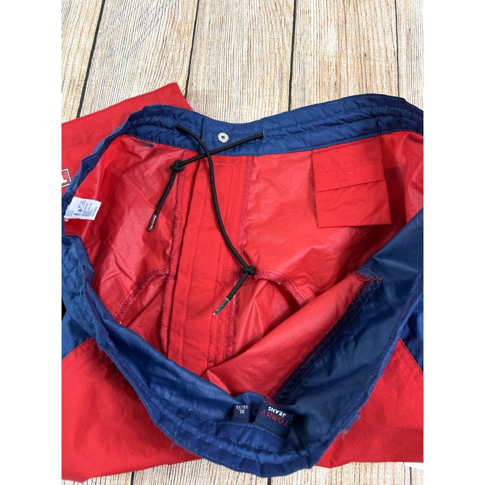 Tommy Hilfiger VINTAGE Tommy Hilfiger Men’s Jeans Nylon Swim Trunk Shorts XL Blue 90s Beach Trunks Mens Size US 36 / EU 52 - 7 Thumbnail