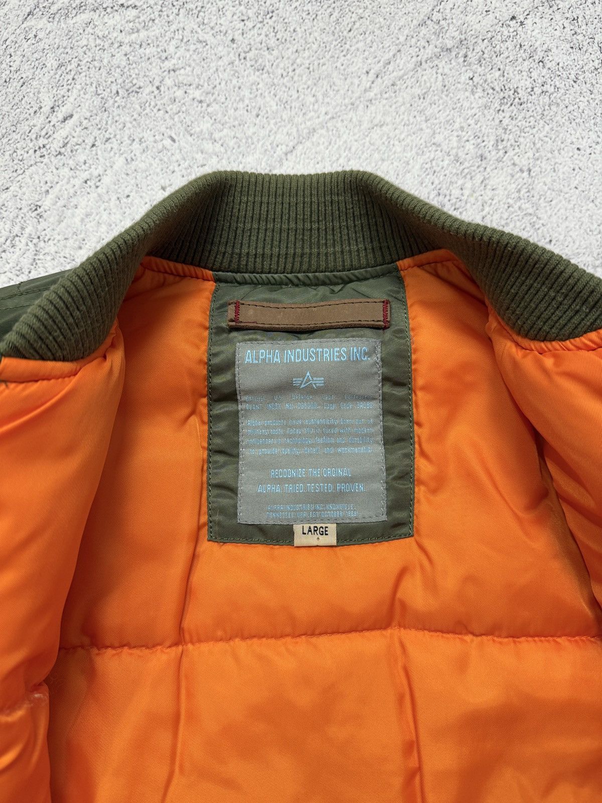 Alpha Industries Alpha Industries Type MA-1 Intermediate USA Bomber Jacket Size US L / EU 52-54 / 3 - 9 Thumbnail