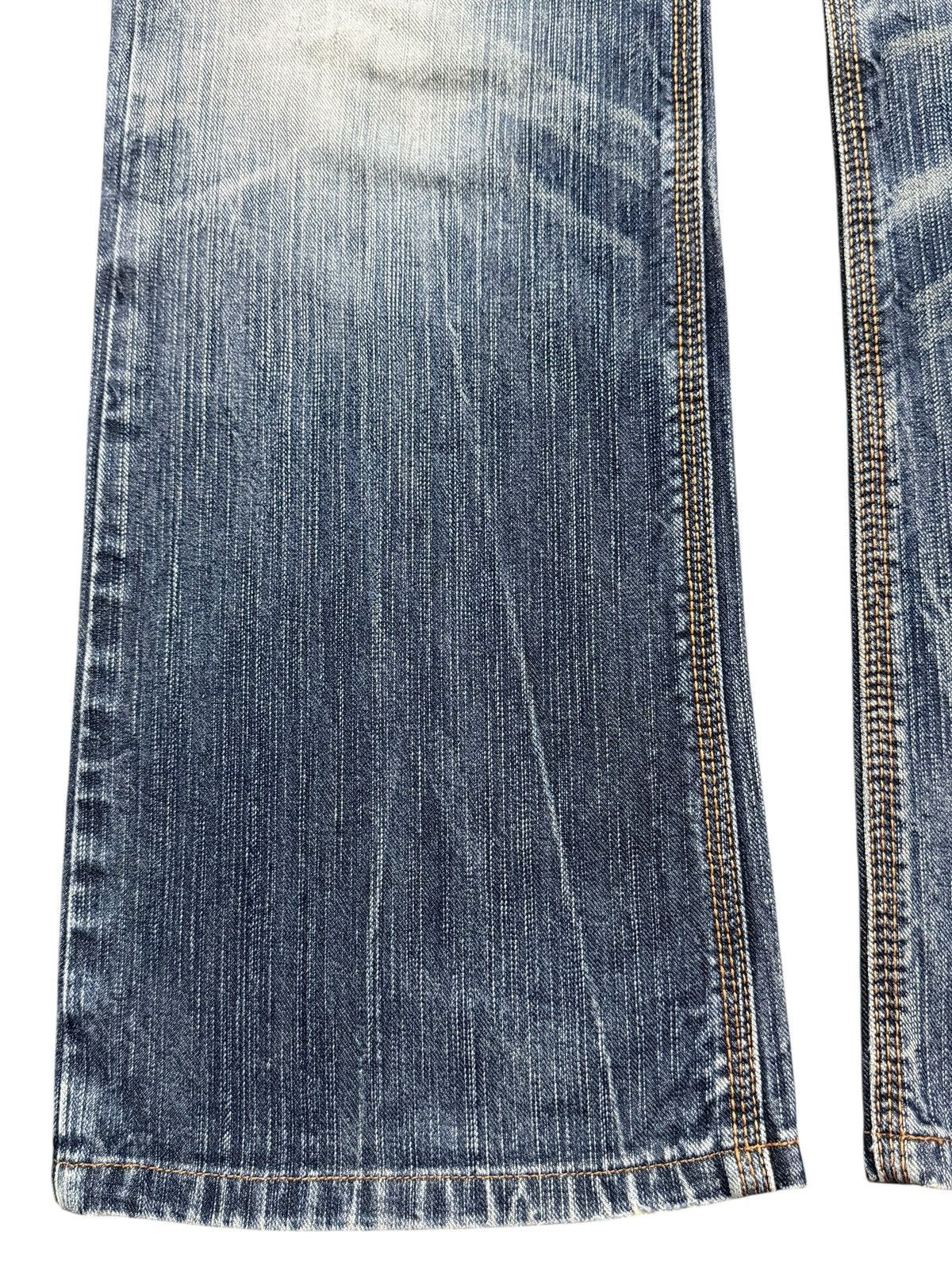 Edwin Vintage 90s Edwin XV Faded Wash Whisker Distressed Bootcut Size US 31 - 7 Thumbnail