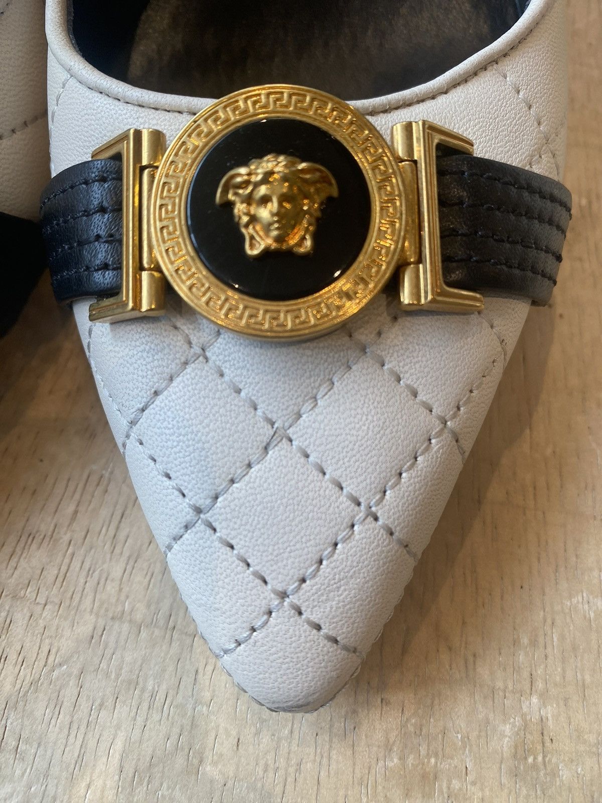 Versace Versace Medusa Aevitas Leather Heels Size 39 Size US 9 / IT 39 - 3 Thumbnail
