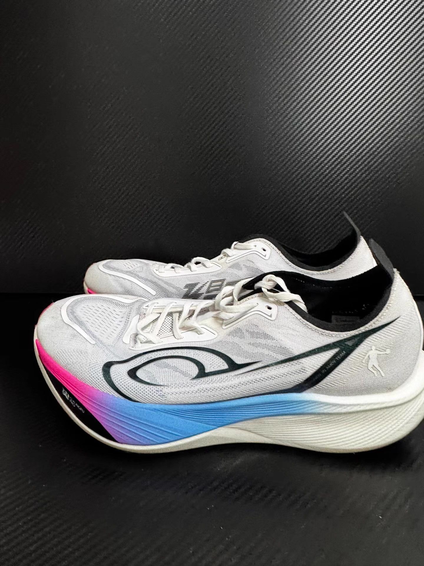 Nike Qiaodan Feiying PB 3.0 Enhanced Edition Q10 Size US 10 / EU 43 - 1 Thumbnail