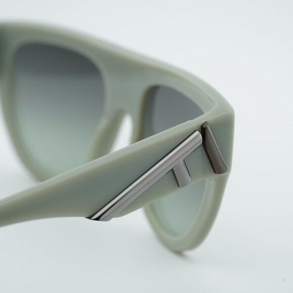 Fendi Fendi FE40150I 95P Sunglasses Shiny Green Shield Frame Size ONE SIZE - 5 Thumbnail