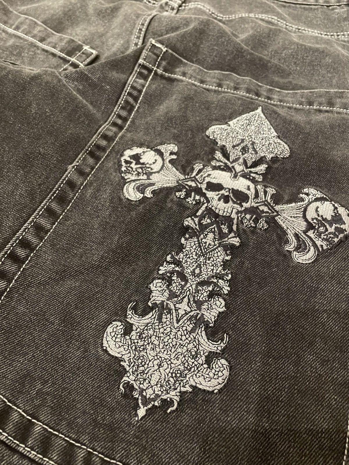 Other Black Baggy Jeans with Gothic Cross Embroidery – Y2K Style Size US 32 / EU 48 - 2 Thumbnail