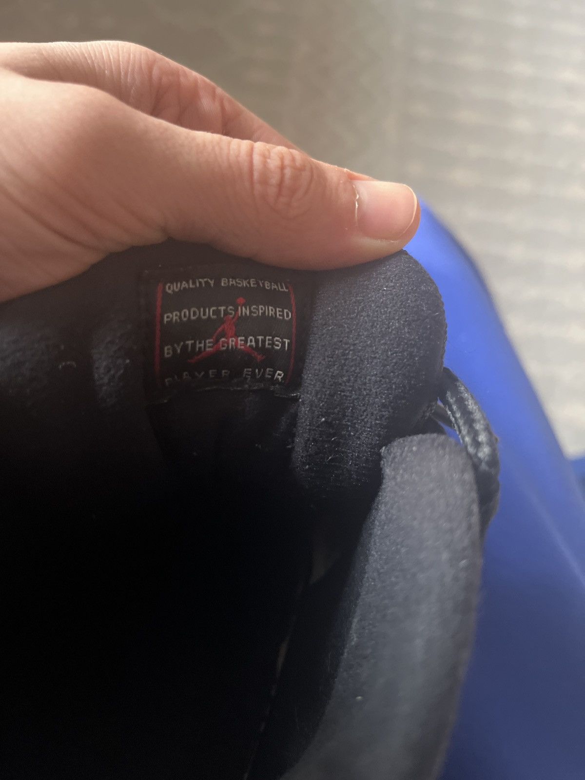 Jordan Brand Jordan 11 Bred-12.5 Size US 12.5 / EU 45-46 - 8 Thumbnail