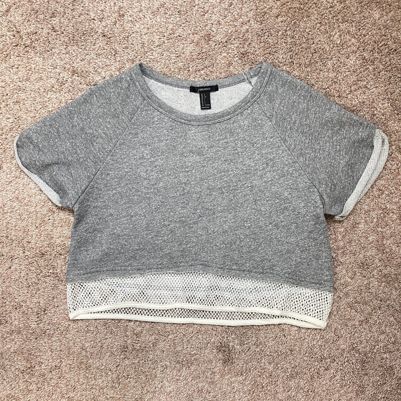 Forever 21 Forever 21 Grey Crop Sweatshirt White Mesh Athletic Top NWT Size L / US 10 / IT 46 - 18 Thumbnail
