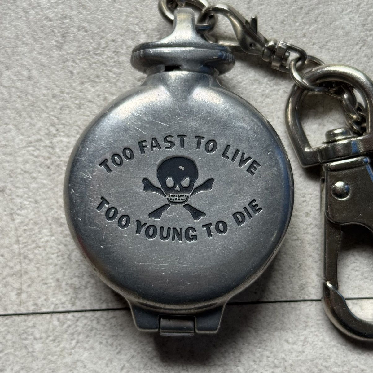 Vivienne Westwood Vivienne westwood Skull TOO FAST TO LIVE Chain Ashtray Size ONE SIZE - 2 Thumbnail