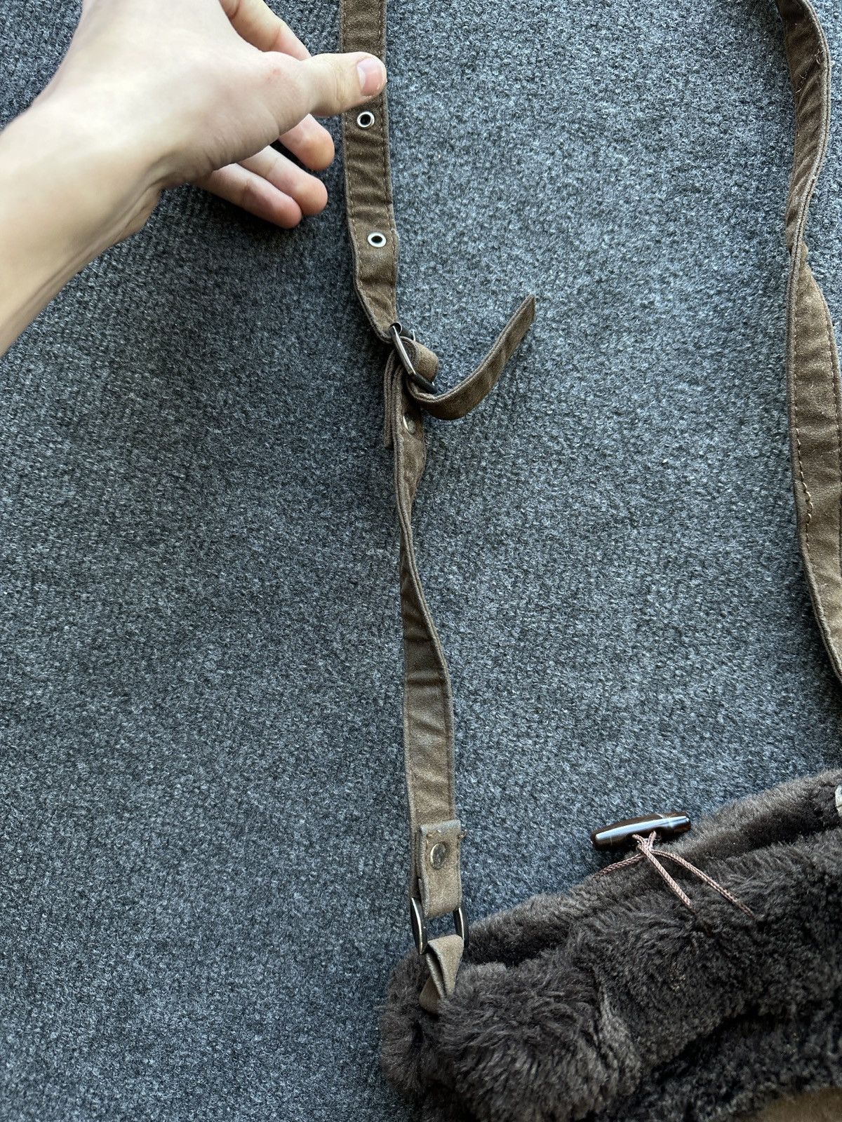 Ugg UGG AUSTRALIA 🚨 BROWN NATIVE BAG UNISEX Y2K Size ONE SIZE - 3 Thumbnail