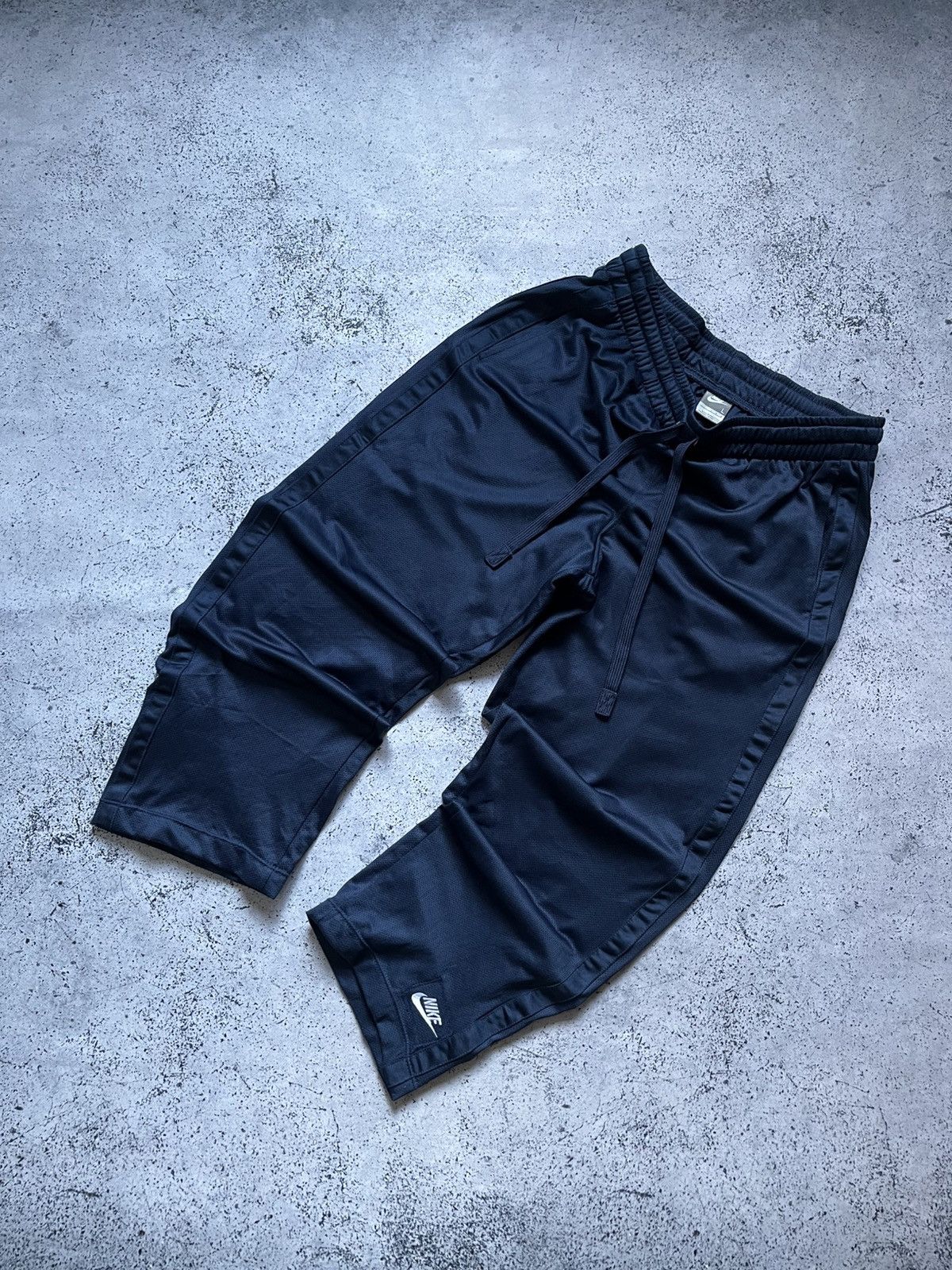 Nike × Vintage Vintage Nike Oversized Basketball Sweatpants Swoosh Y2K USA Size US 34 / EU 50 - 1 Thumbnail