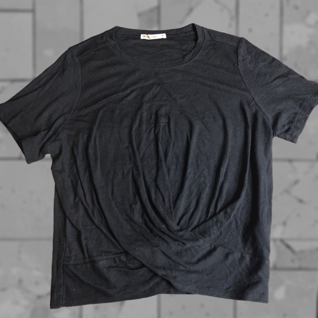 Marine Layer Marine Layer Womens Shirt Medium Black Crew Neck T-Shirt Short Sleeve Basic Knit Modal Spandex Casual Regular Black - Marketed Girls? Size M / US 6-8 / IT 42-44 - 1 Thumbnail