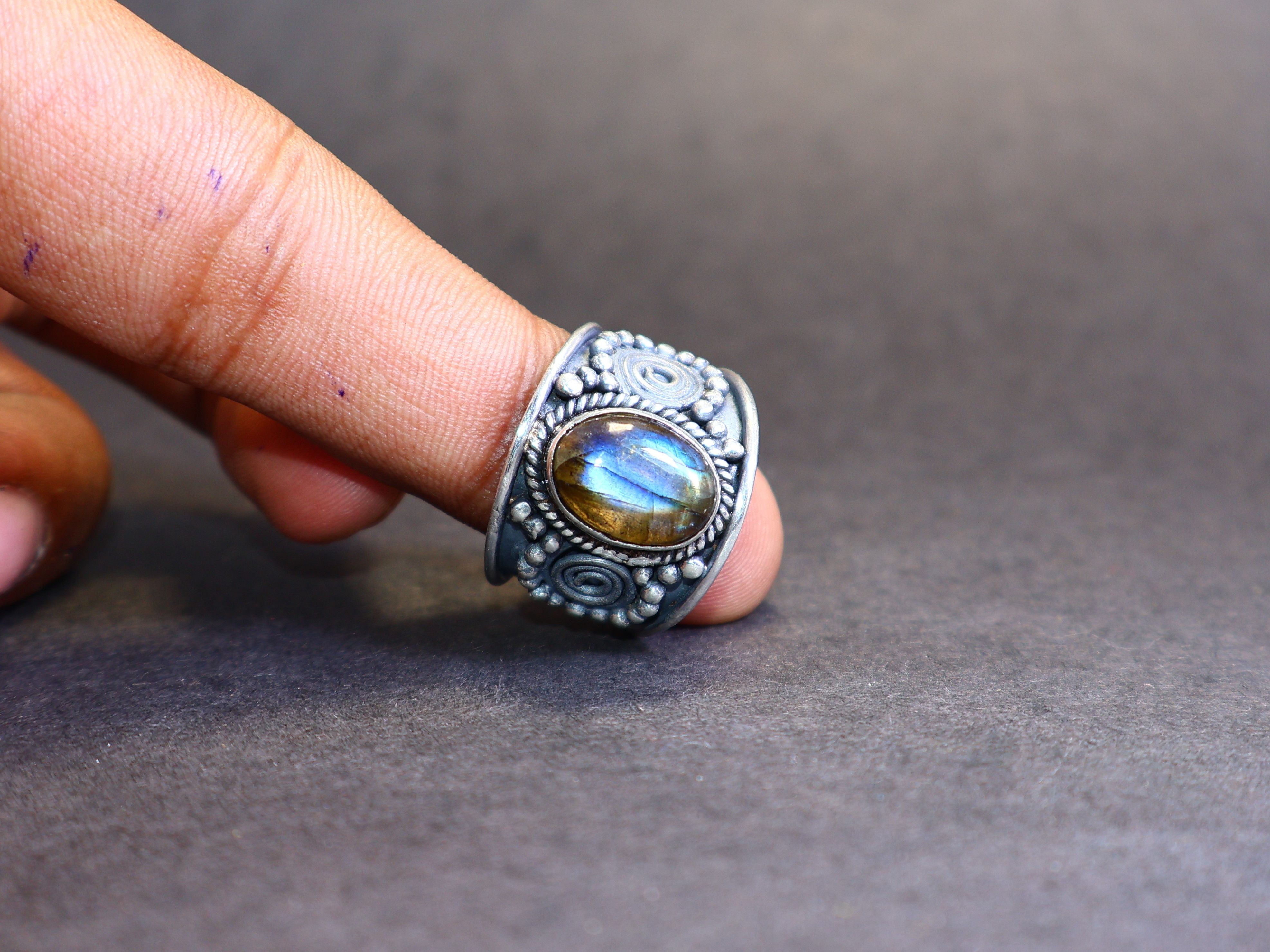 Handmade Labradorite Ring, Designer Band Sterling Silver Handmade, Size ONE SIZE - 9 Thumbnail