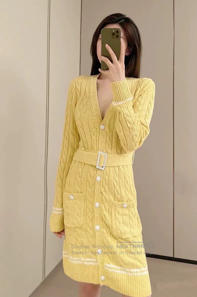 Chanel Chanel 22P chick yellow knitted belt dress Size XS / US 0-2 / IT 36-38 - 1 Thumbnail
