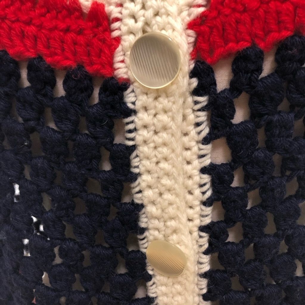 Vintage 90s grandma' crocheted poncho wrap cape wool red white XL Size L / US 10 / IT 46 - 7 Thumbnail