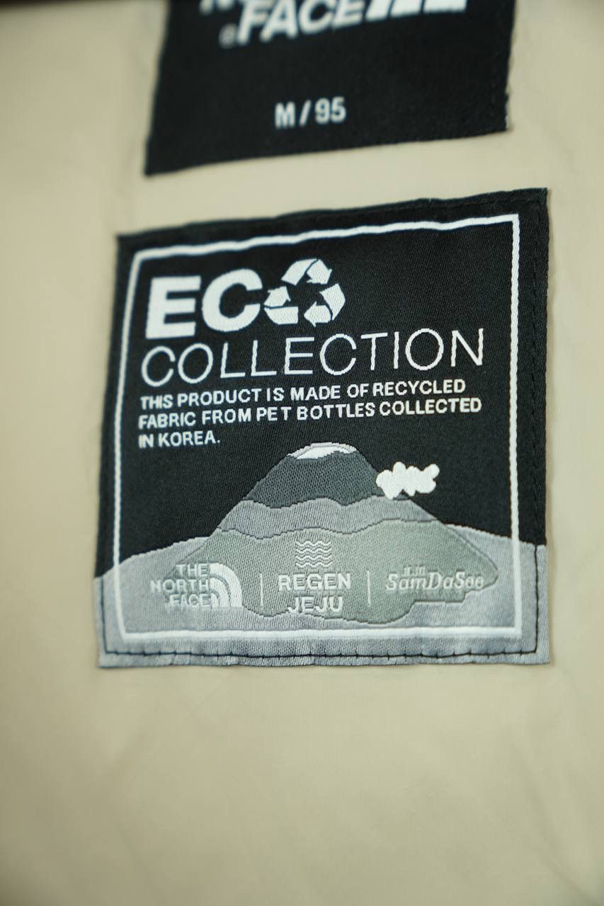 The North Face The North Face Nuptse ECO Size US M / EU 48-50 / 2 - 4 Thumbnail