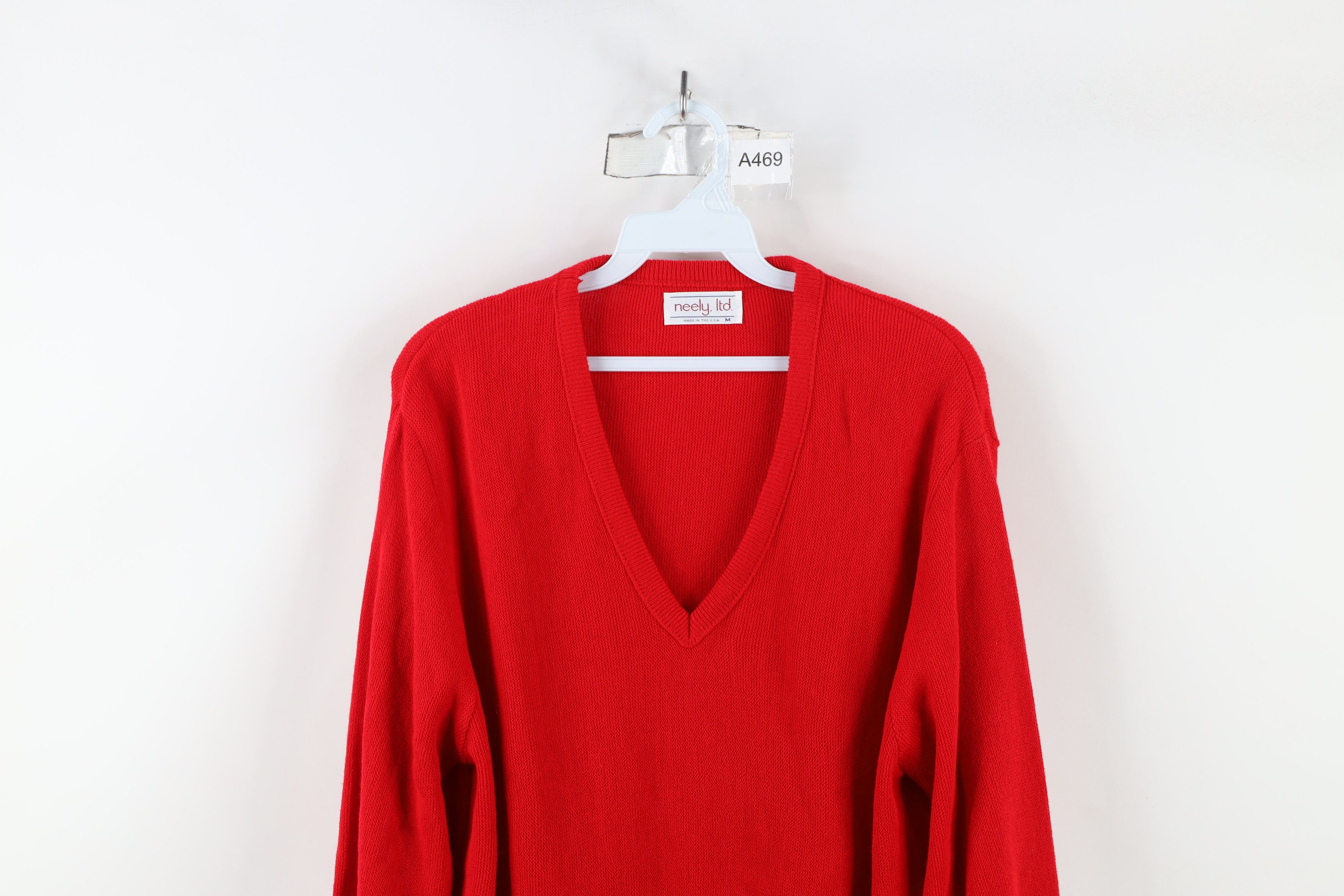 Vintage Deadstock Vintage 70s 80s Streetwear V-Neck Sweater Red USA Size US M / EU 48-50 / 2 - 2 Thumbnail