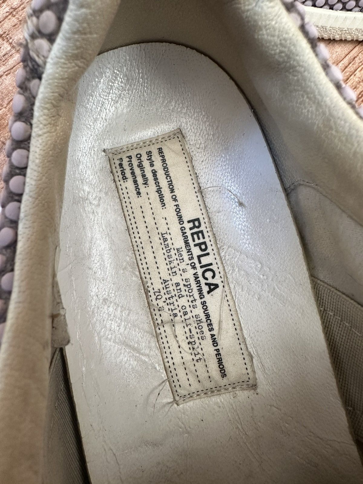 Maison Margiela Maison Margiela Replica Textured Polka Dot Sneaker Lowtops Size US 8 / EU 41 - 18 Thumbnail