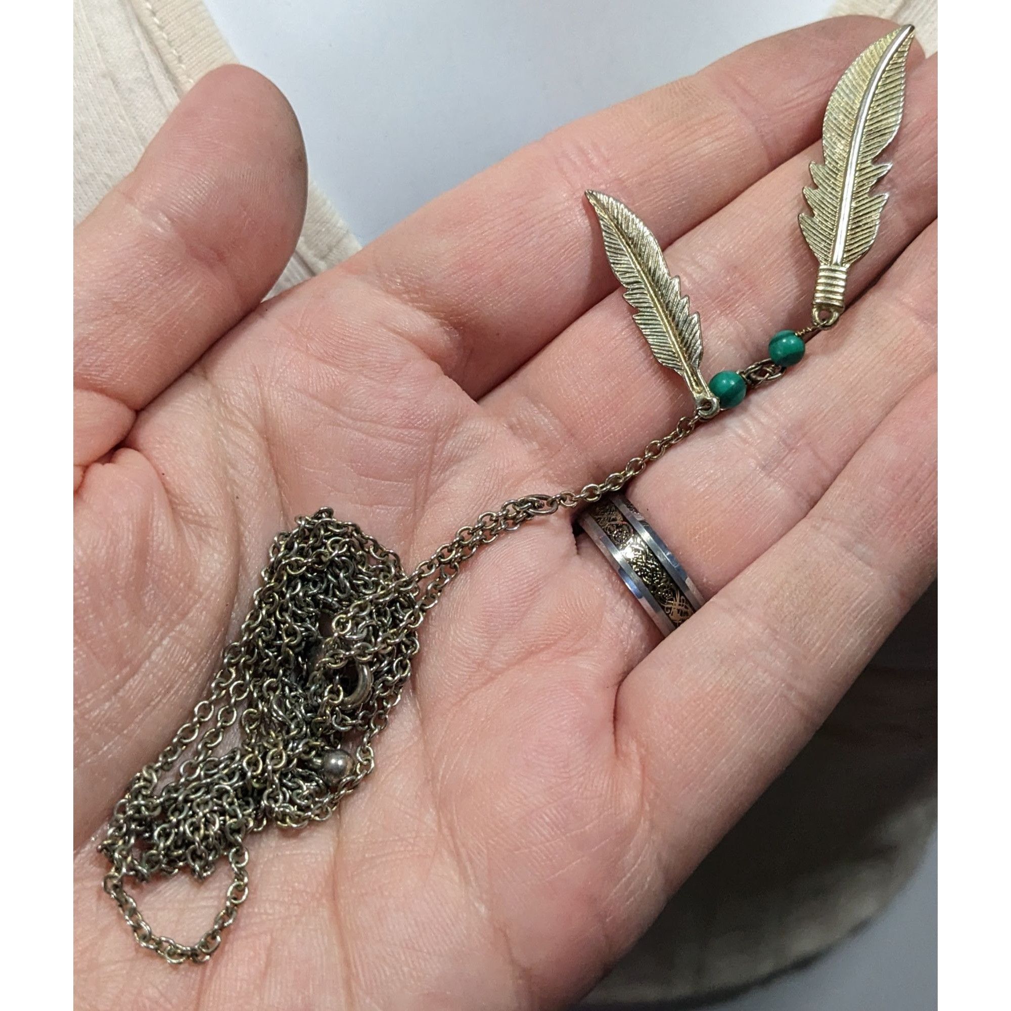 Other Bohemian Hippie Feather Charm Necklace Silver Tone With Faux Size ONE SIZE - 4 Thumbnail