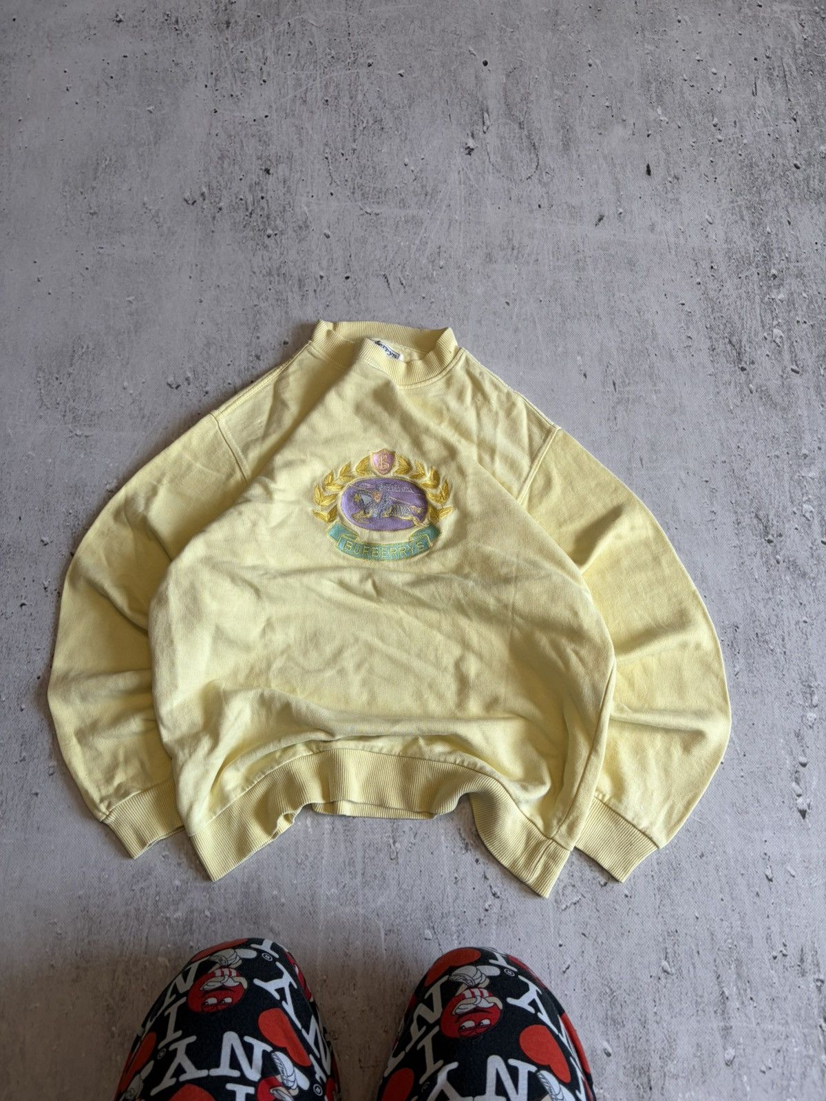 Burberry Vintage 80s Burberrys yellow sweatshirt rare Size US S / EU 44-46 / 1 - 2 Thumbnail