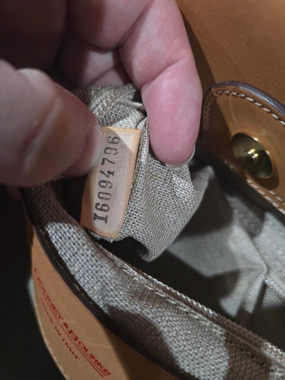 Dooney & Bourke 2017 Dooney & Burke:Alto Winged Shopper:Tan Vachetta Leather Size ONE SIZE - 9 Thumbnail